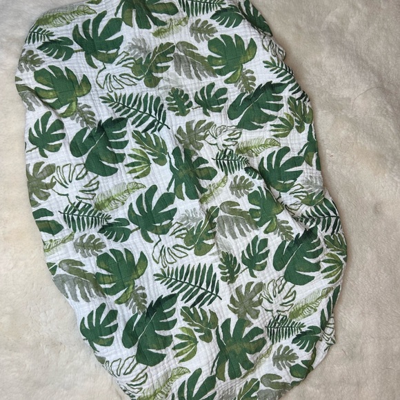 Little Unicorn Tropical Leaf Changing Pad Cover - Picture 3 of 7